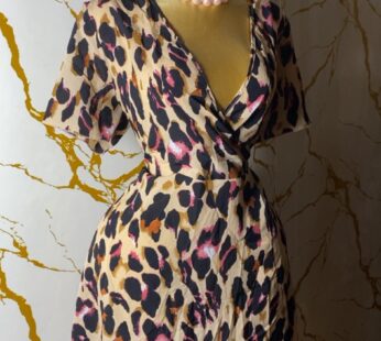 Magnifique mini robe fleurie sexy – Chic et irrésistible