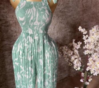 Magnifique combinaison verte à fronces – Chic et stylée