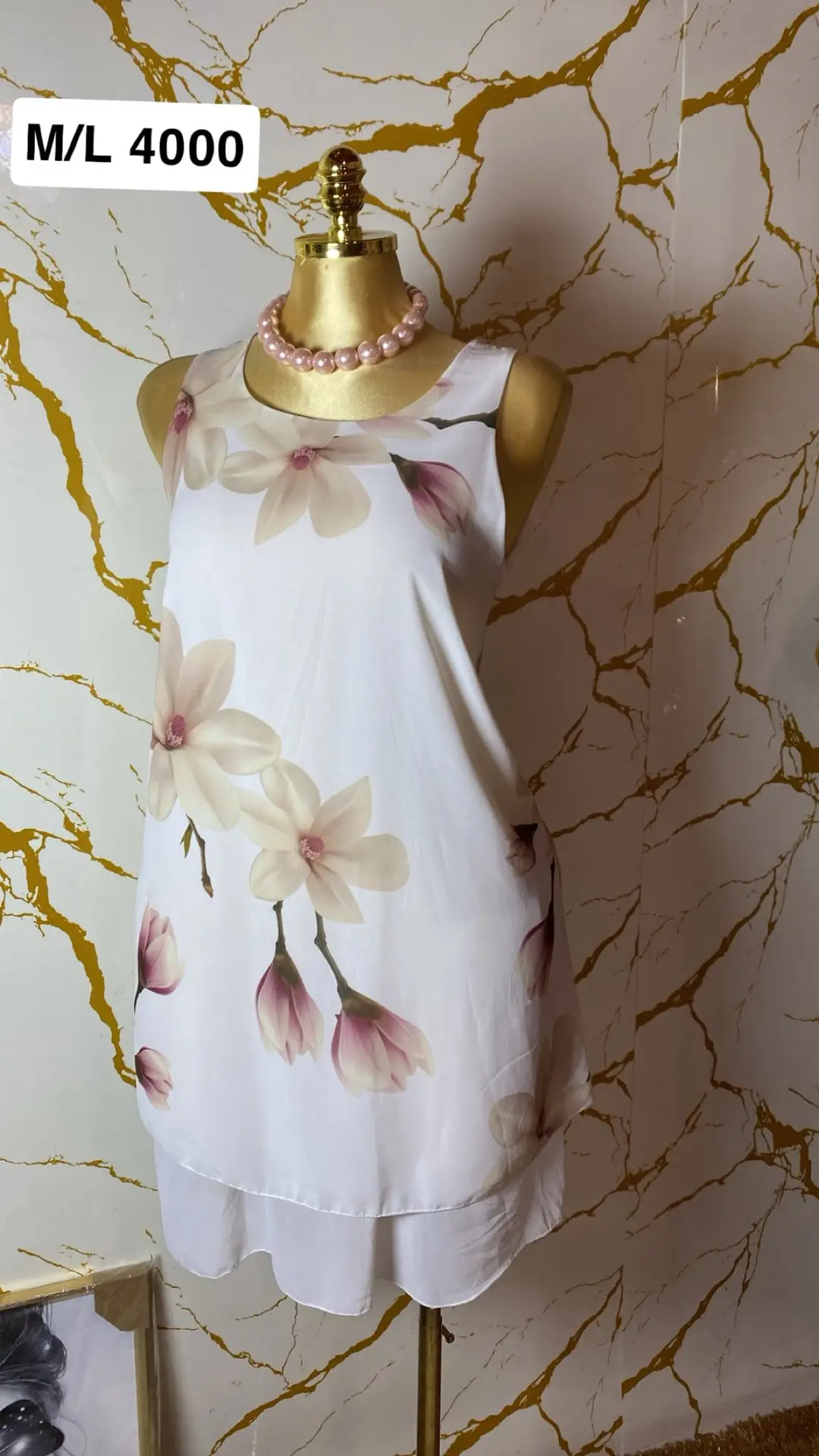 Robe courte fleurie tendance