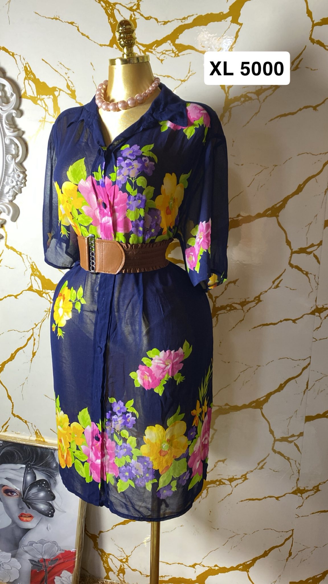 Magnifique robe transparente fleurie – Chic, légère et tendance