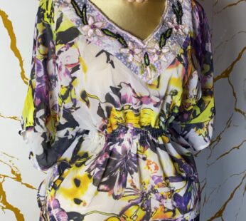 Magnifique mini robe fleurie – Chic et féminine