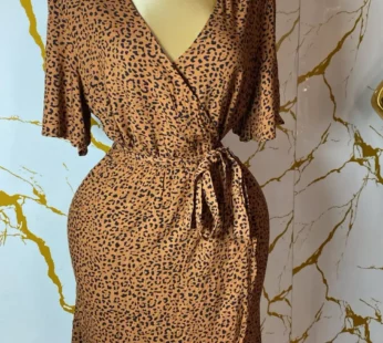 Mini robe imprimé panthère femme – Sexy et tendance