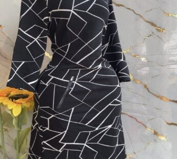 Magnifique robe noire stretch – Élégante et sculptante