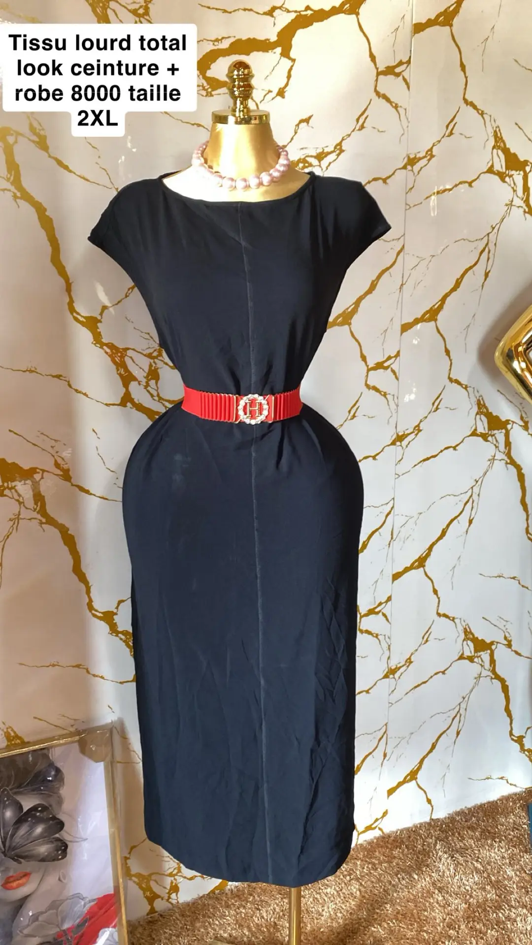 Robe noire chic – style intemporel et élégant
